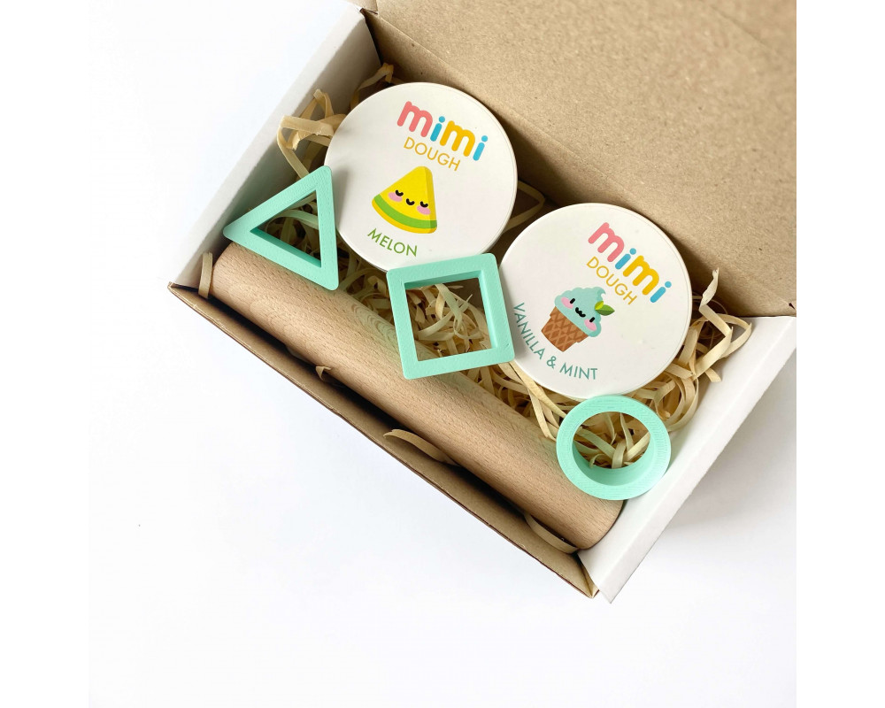 MON AMI BOX "I Love Ukraine"